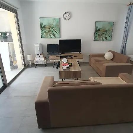 Pearl Park Appartamento Paphos